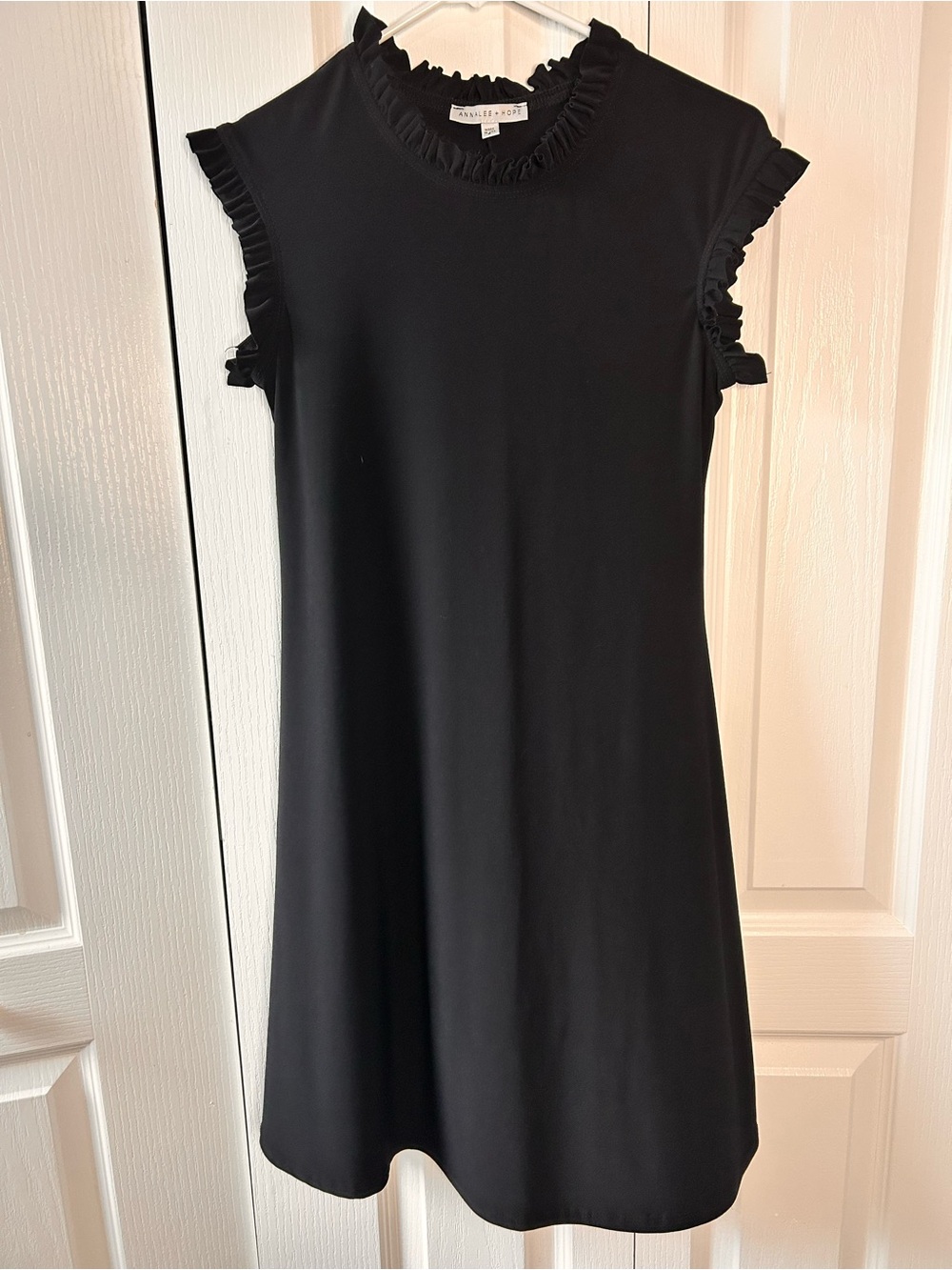 Annalee + Hope Women’s Size Small Collar Ruffle-Trim Black Sleeveless Mini Dress